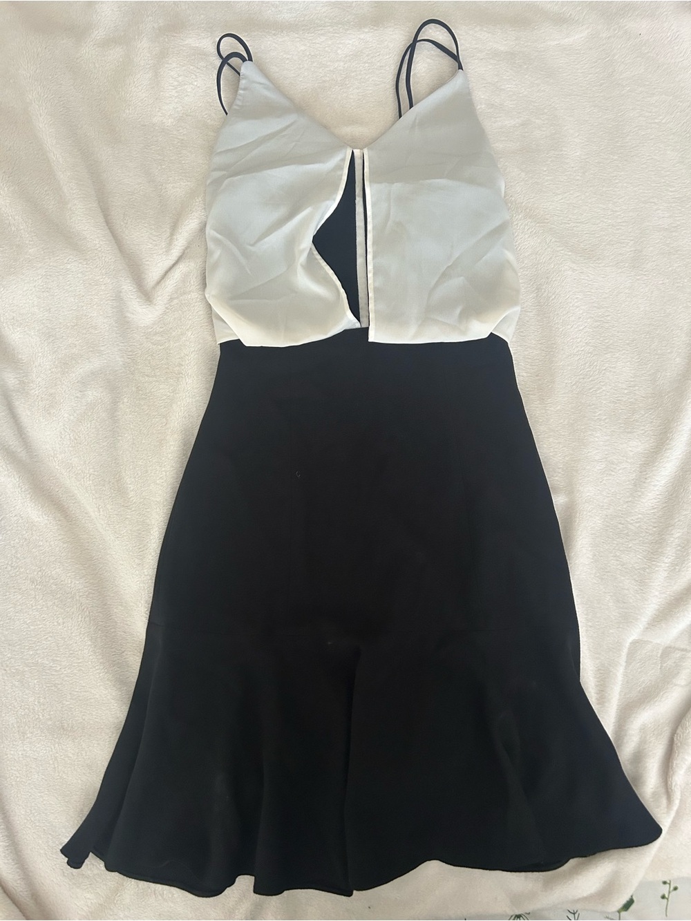Morgan de Toi Black & White Cutout Dress – Size 36